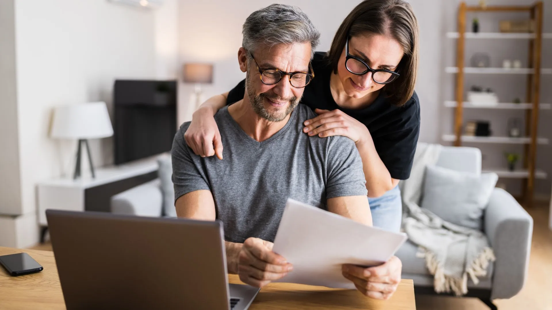 How to Integrate Irregular Side Income Into a Stable Budget
