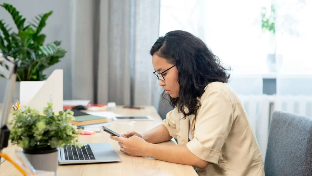How to Use Local Networks to Find Higher-Paying Short-Term Jobs