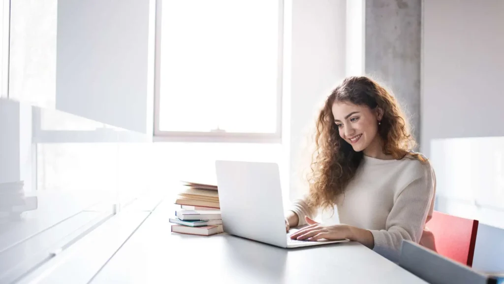How to Stay on Top of Your Money Without Missing Bills