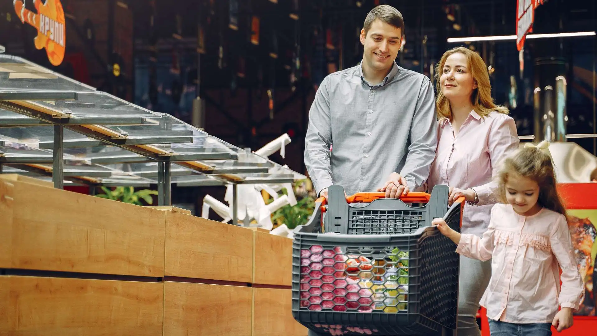 Intelligent Spending for Food: Groceries, Takeout, and Dining Out in Balance