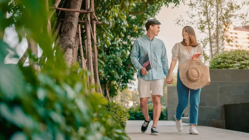 PriceGPT for Travel Costs: Flights, Hotels, and Packages vs Manual Search