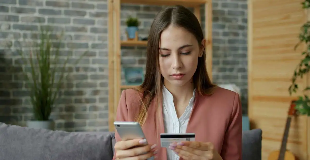 How Purchase Intelligence Compares Prices in Real Time